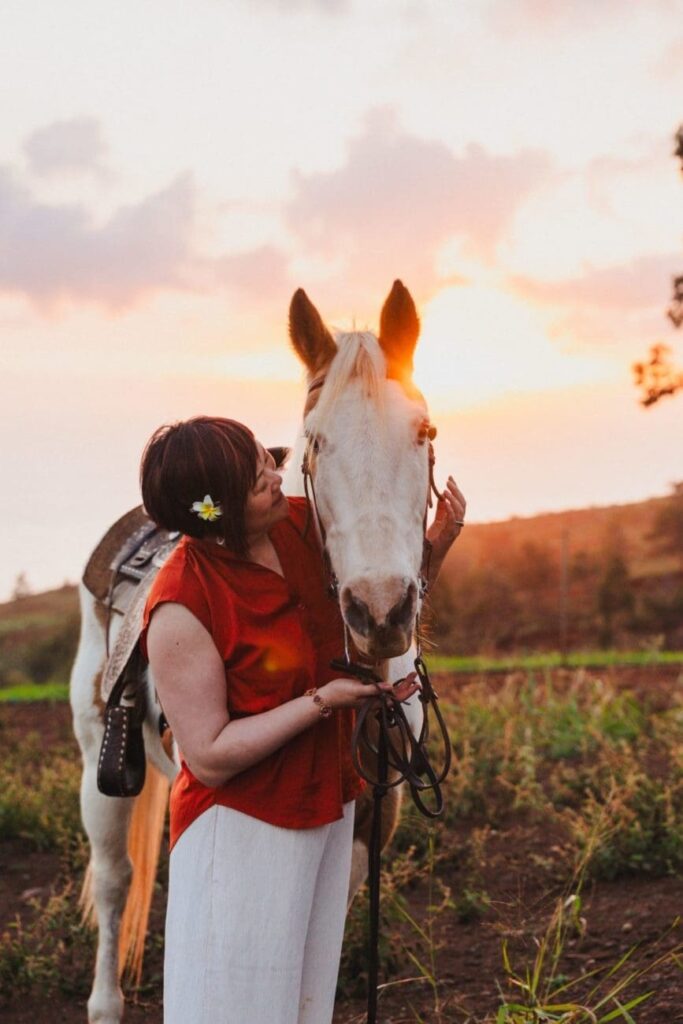 Yi_Oahu-56-Emily-Weigel-scaled This image is by Oahu Horseback Trail Rides.